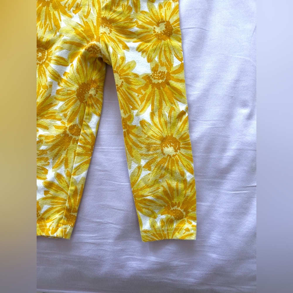 Carter’s Girls Bright Yellow Daisy Floral Spring Cropped Leggings- Girls 4T - Picture 4 of 6